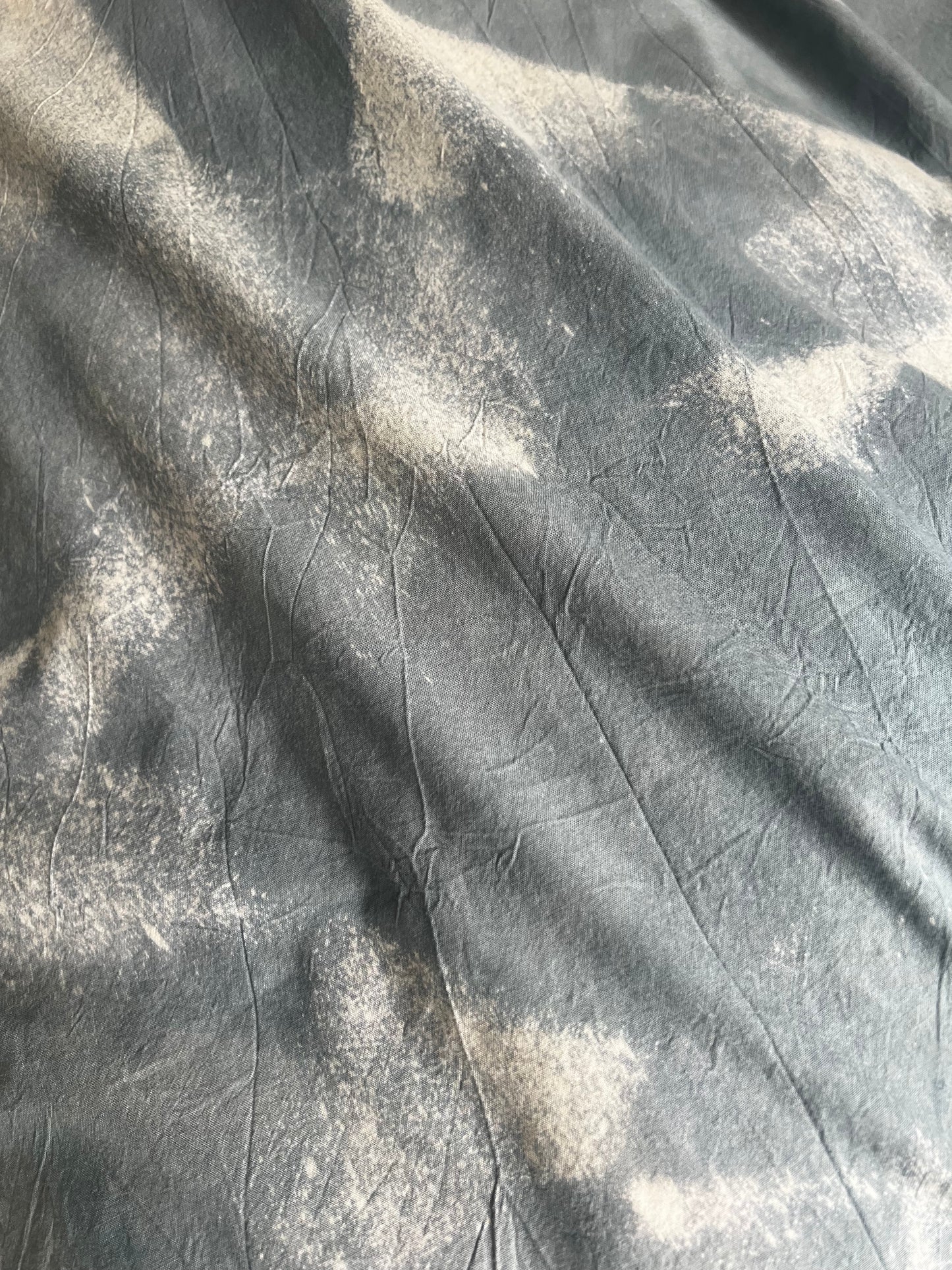 Hand-Dyed Blue Static Duvet Set: Blue and Ivory Cotton Bedding