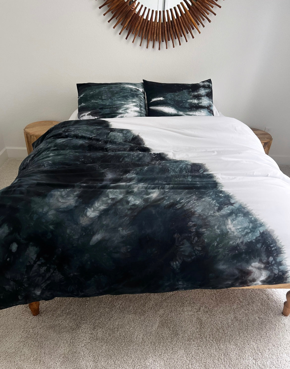 Hand-dyed Drowned Wildwood Reverie Duvet Set: Black Green and White Bedding