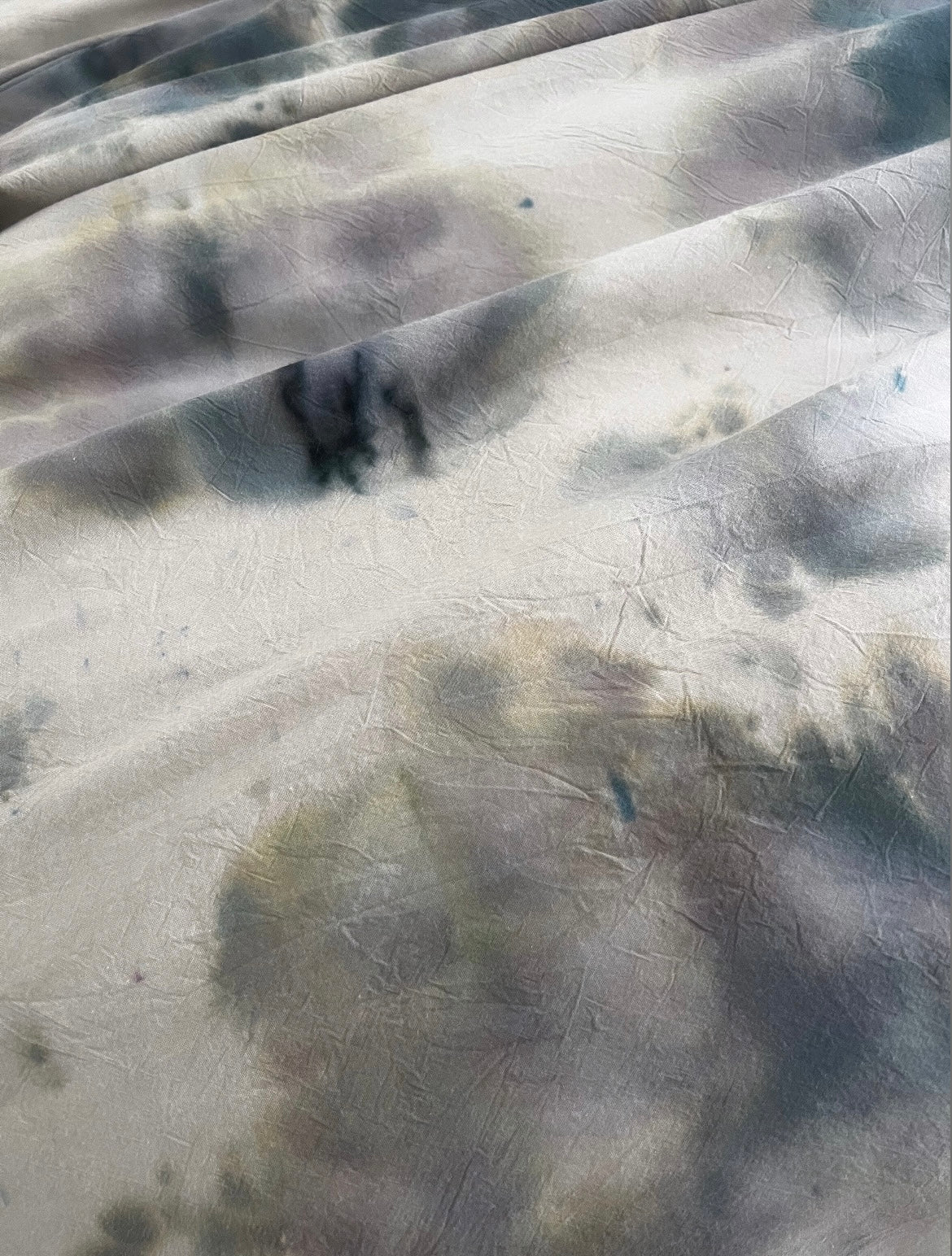 Hand-dyed Concrete Steeze Skater Bedding: Grey Taupe and Multi Black Duvet Set